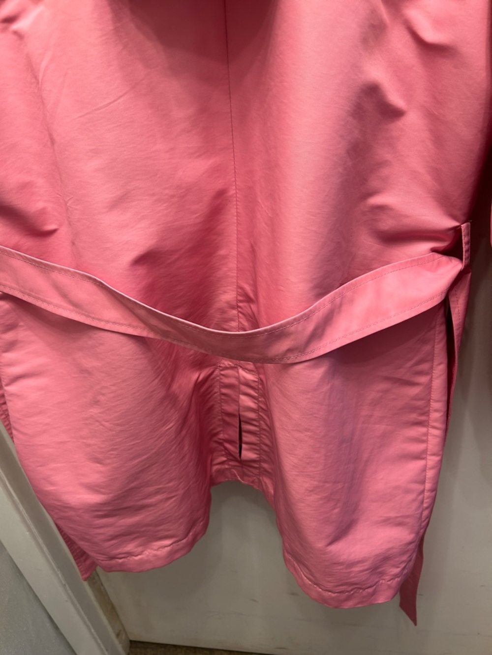 Ralph Lauren Roses Pink Double-Breasted Trench Raincoat with Belt - Picture 13 of 15
